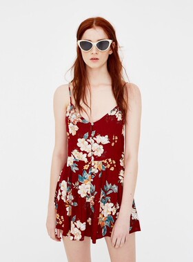 PixieMarket欧美V领印花露背吊带连体阔腿短裤沙滩吊带连衣裤潮