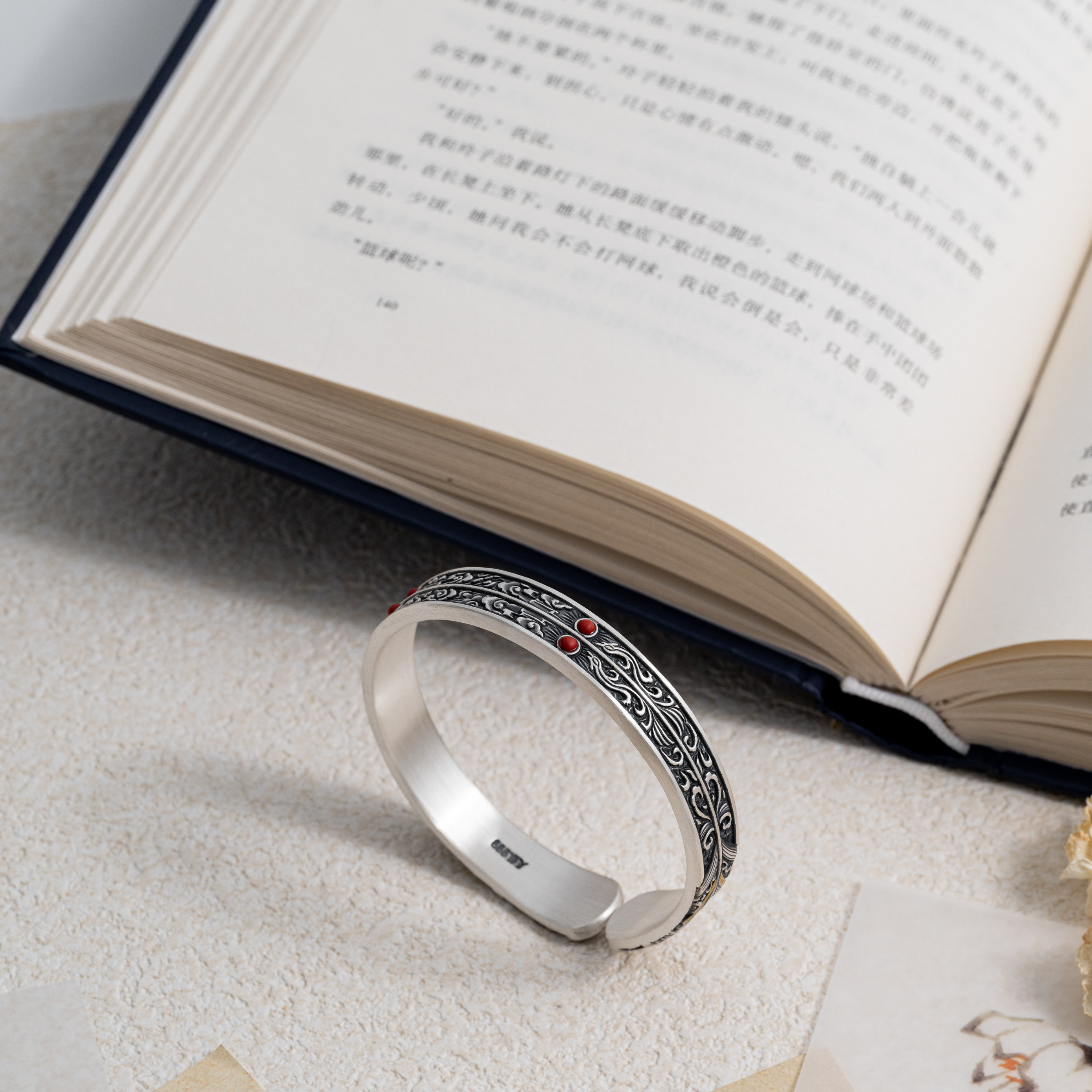 凤与同舟丨足银手镯999丨红宝石手工錾刻复古做旧55g