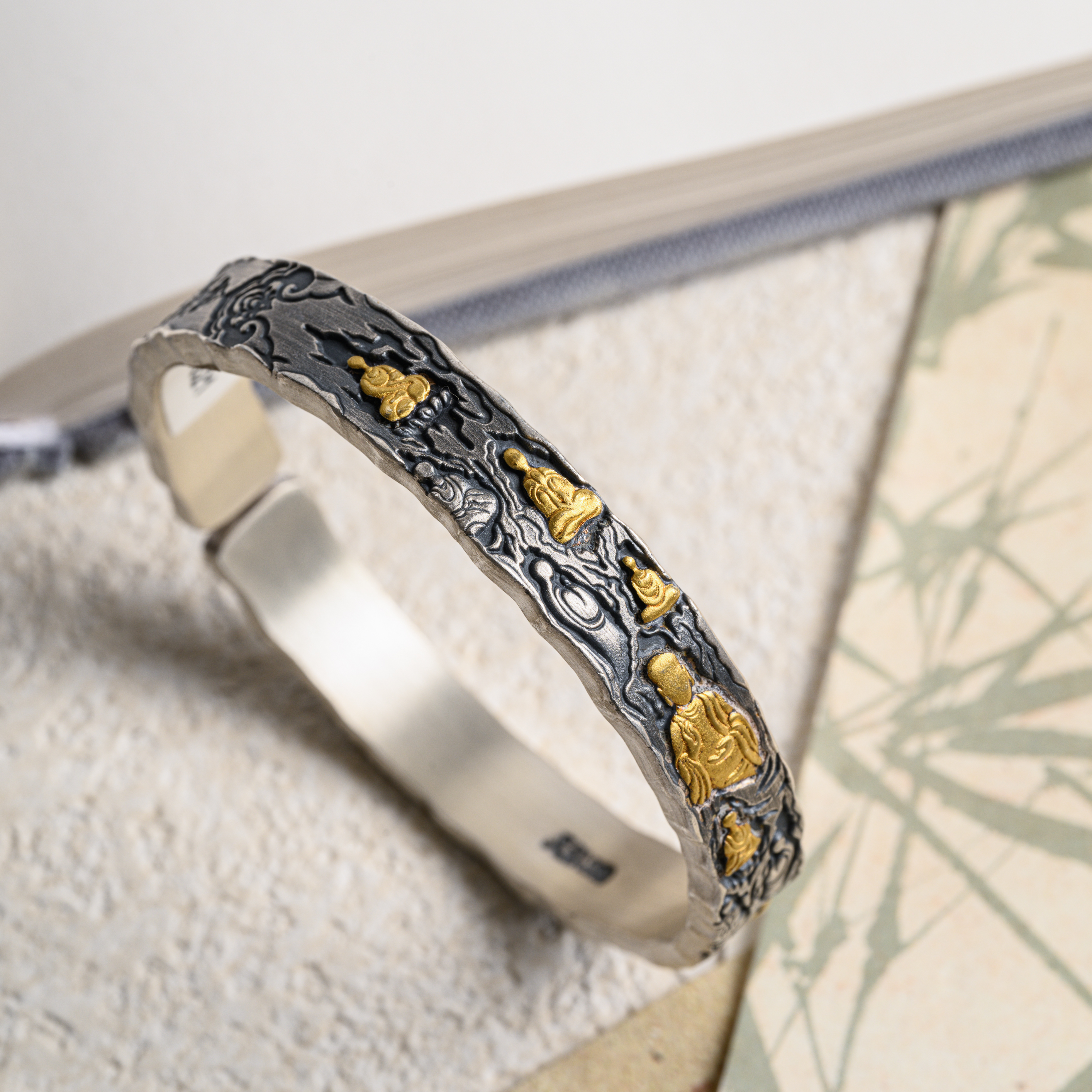 佛窟无相足银999纯手工錾刻金银错设计感国风手镯约60g