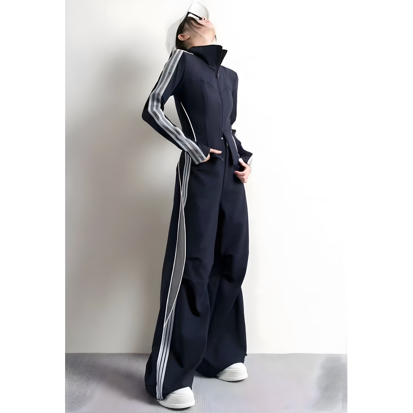 2026夏季运动风条纹两件套立领收腰上衣阔腿裤休闲套装运动穿搭