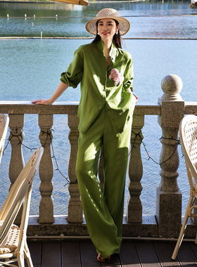 松弛老钱风绿色亚麻系衬衫阔腿裤两件套女春夏度假风设计感女套装