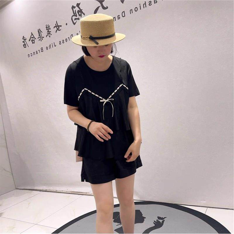 2026夏季新芮娜依莲时尚潮T恤8076短袖衫宽松显瘦气质衫胖mm上衣