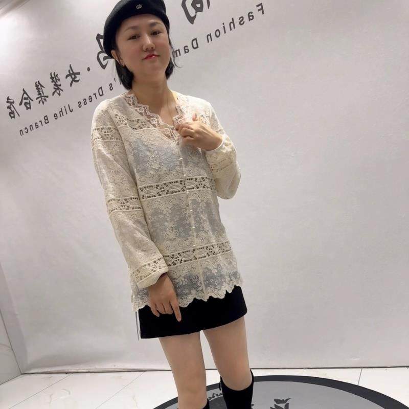 2026春针丝缘时尚大码女装胖mm潮打底T恤7182V领蕾丝衫显瘦打底衫,女装/女士精品,大码内搭,淘宝优惠券,粉丝福利购,淘宝优惠卷