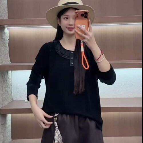 芮娜依莲秋冬加大圆领短款T恤