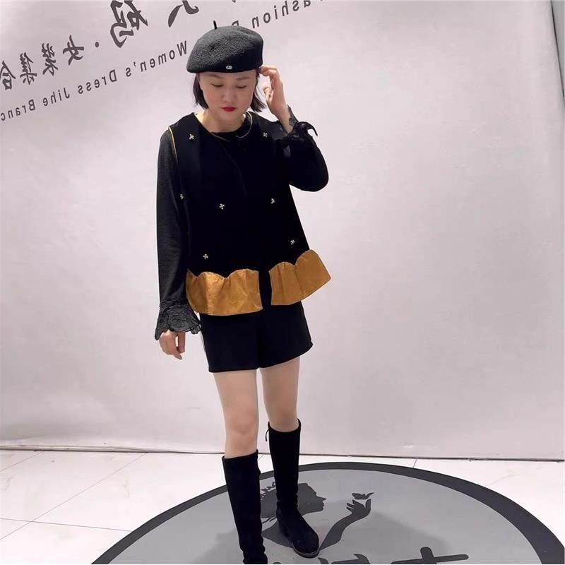 2026春装新款女权贵族胖mm上衣1576国风丝绒马夹大码女装开衫潮流