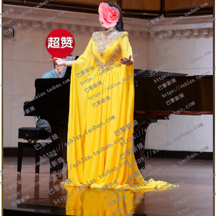 2026新款黄色飘逸闪钻小摆立领长水袖音乐会歌唱比赛舞台演出礼服
