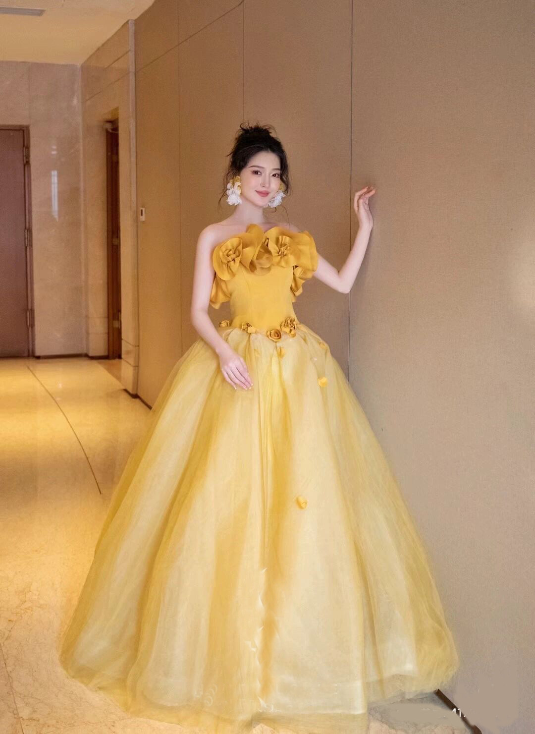 2026新款花朵艺考舞台服装
