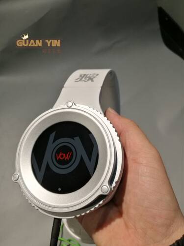 头戴耳机