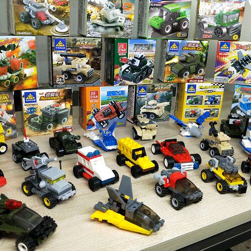 小积木盒装颗粒拼图坦克飞机