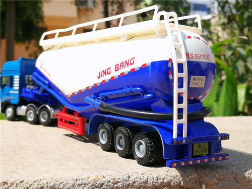 挂槽重型粉料工程车滑行大挂车