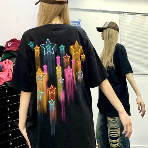 KKBBU彩色星星印花短袖情侣上衣