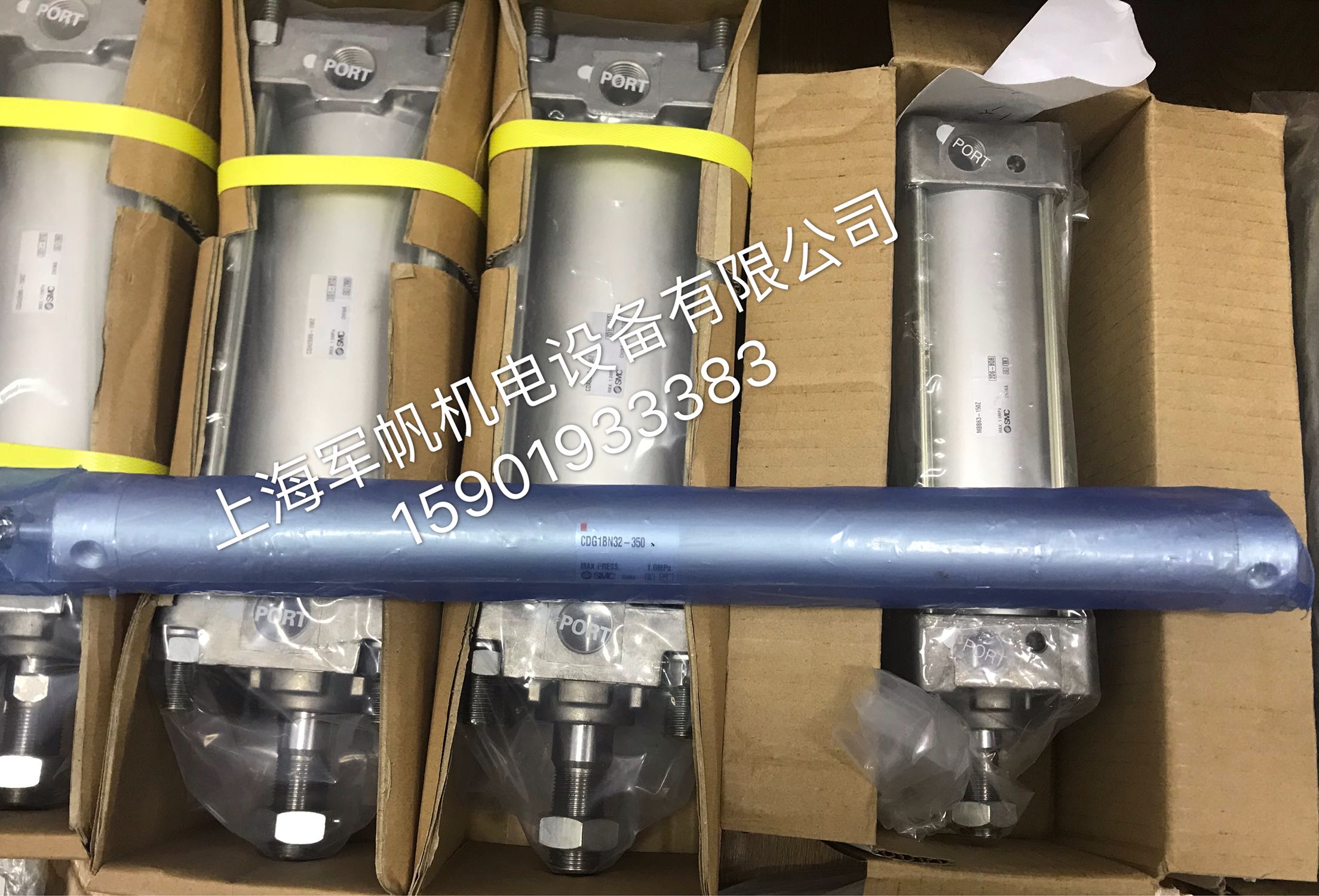 SMC 原装正品气缸CDG1BN32-350 现货 库存处理