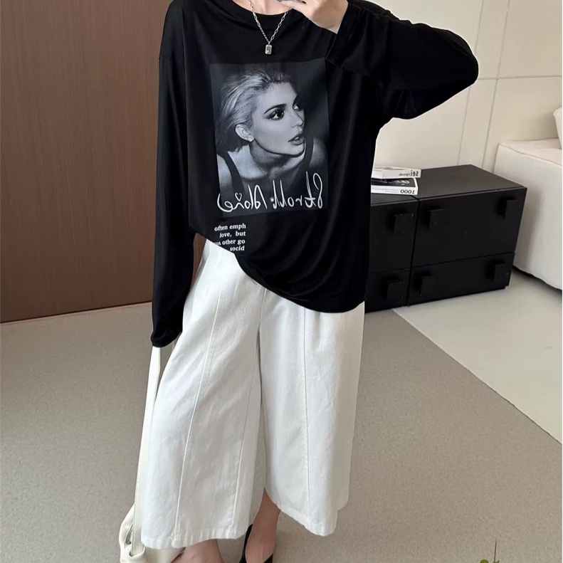 杭楚-秋新款时尚风简约宽松显瘦圆领长袖罩衫T恤女印花百搭防晒衫