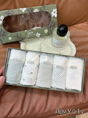 奥黛茉Y019春夏新品清新淡雅大包臀内裤亲肤舒适百分百棉裆三角裤