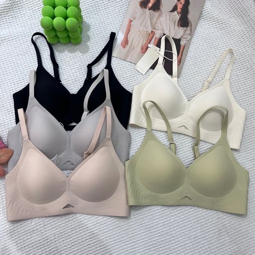 美月馨5501小胸聚拢提拉果冻条无痕内衣女无钢圈收幅乳防下垂文胸