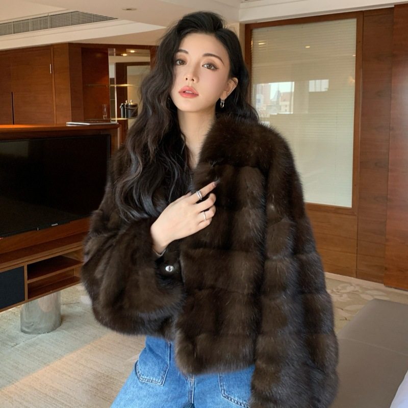 2025新款紫貂高级感中古貂毛外套质感秋冬加厚保暖时尚剪沟人造毛