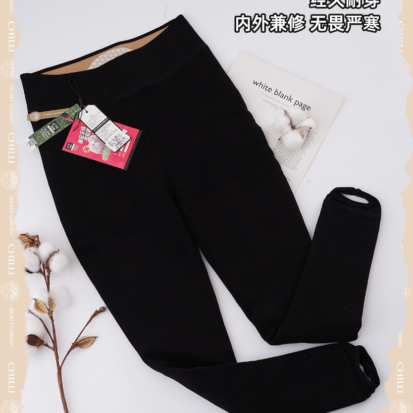 红辣椒冬季特厚打底裤护膝保暖裤驼绒700克加大高腰女踩脚裤8861