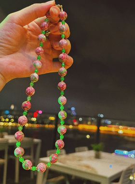 春日桃花色粉绿琉璃色陶瓷珠 配上翡翠色石英岩玉满天星锁骨链