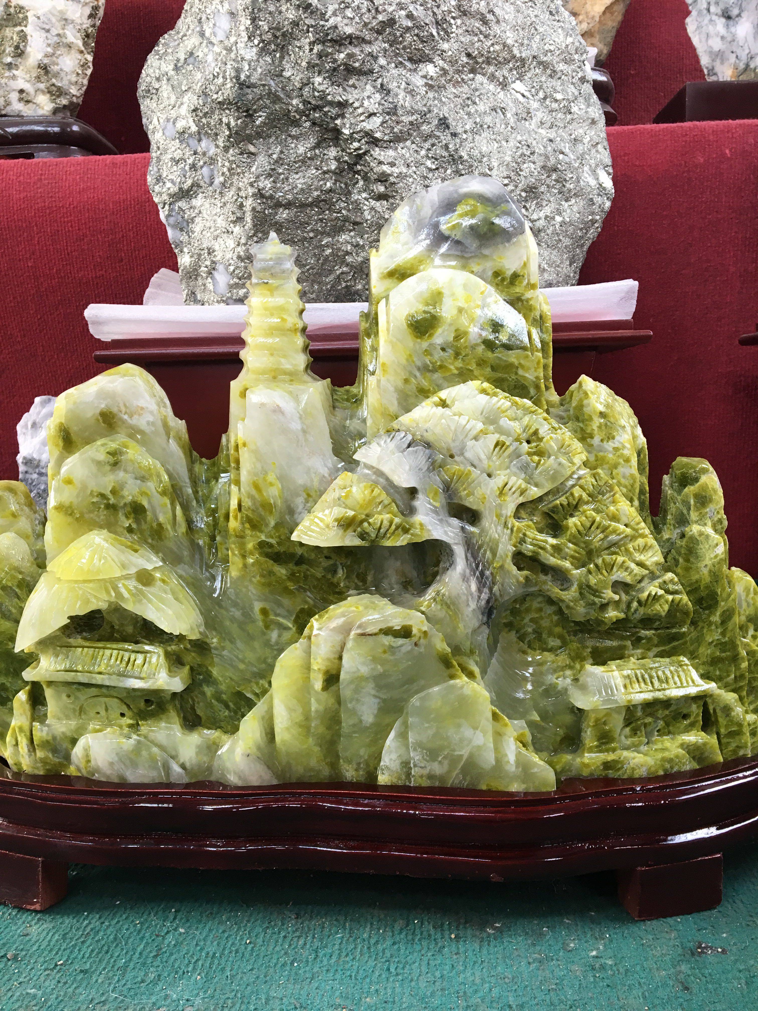 蓝田玉石雕刻迎客松山水树林亭子观赏石天然蓝田玉26