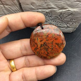 天然宣化战国红玛瑙红草花圆形平安无事牌吊坠平安牌子项坠包邮