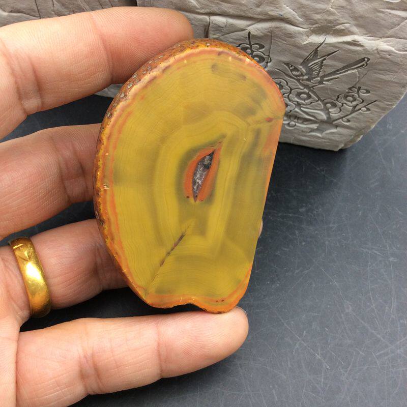 精美天然宣化上谷战国红玛瑙实肉缠丝雕刻料摆件明料原石 包邮