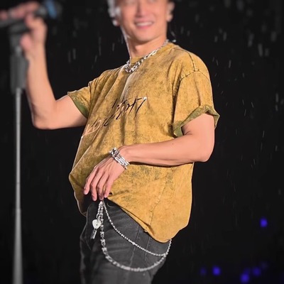谢霆锋广州演唱会同款黄色短袖
