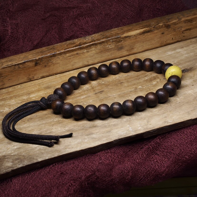 西藏百年爆老木头10mm手串手持24枚 配饰鸡油黄老琉璃 藏传老珠子