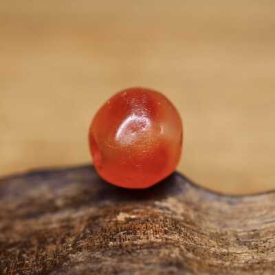 千年阿契美尼德 红玉髓玛瑙珠 直径9-10 皮壳包浆熟美 轻微小磕碰