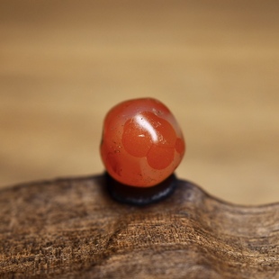 西亚千年阿契美尼德红色红玉髓圆珠9.6-10.2 珠型不圆 包老好价