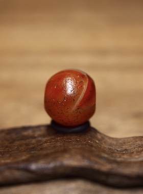 西亚千年橙红色缠丝玛瑙圆珠12.2x10.9 孔道附近有一老磕伤 好价