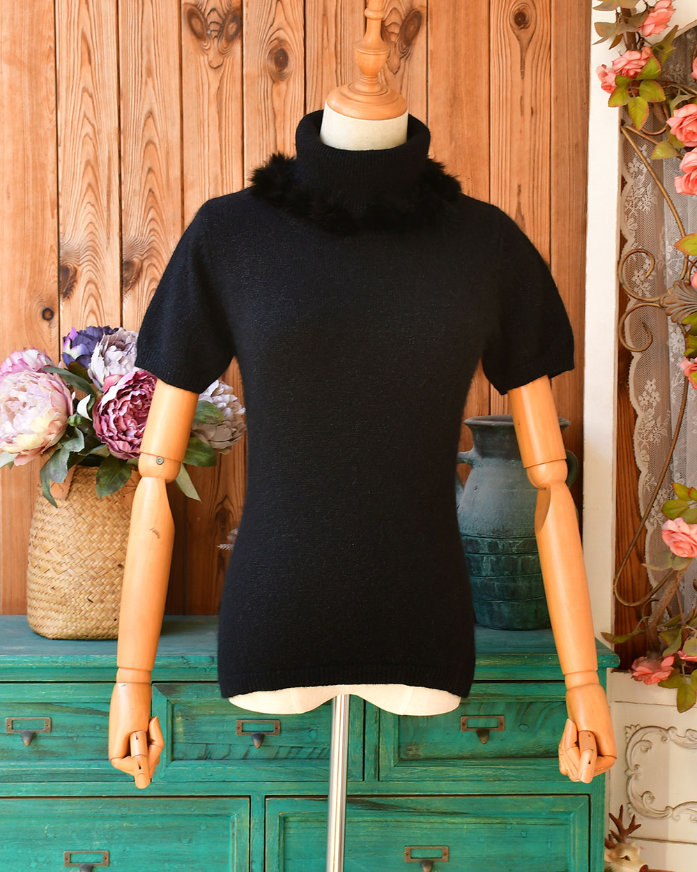 安哥拉兔毛高领短袖毛衣女 黑色亮丝毛条领针织修身轻奢打底上衣