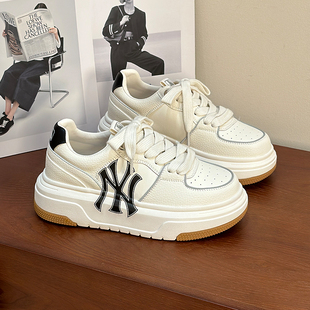 厚底增高小白鞋女款2026春季新款爆款百搭真皮休闲运动板鞋面包鞋