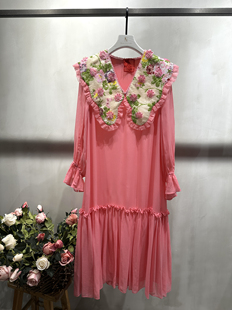 （欢笑）琳烺红标了然2026春夏粉色真丝宽松长袖娃娃领气质连衣裙