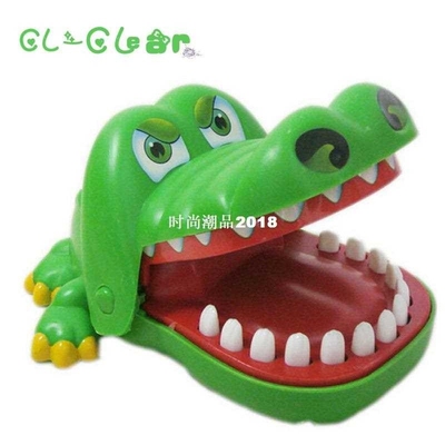 New 1pcs Large Crocodile Mouth Dentist Bite Finger Game Funn