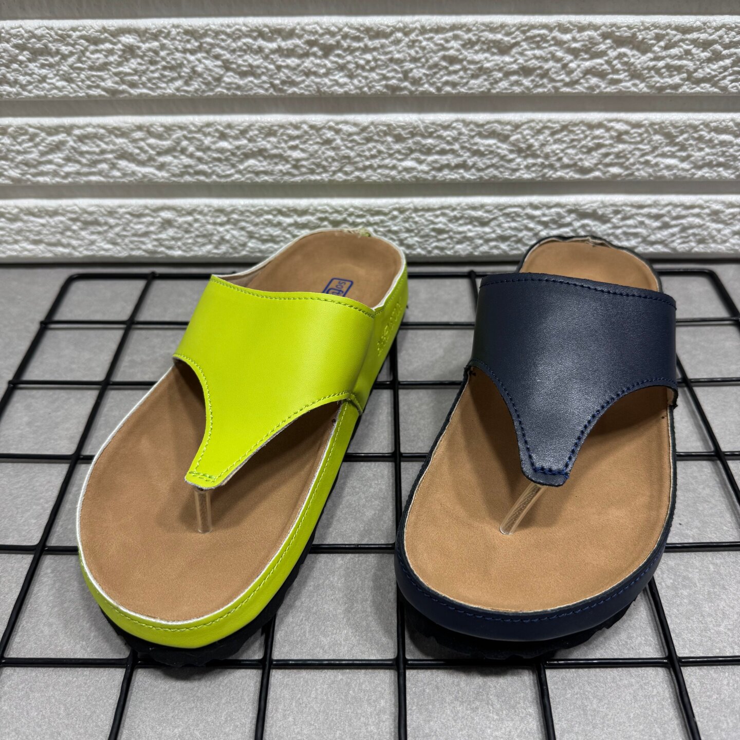 断码处理夏季真皮人字拖女外穿软底百搭夹脚男女同款罗马凉拖鞋女