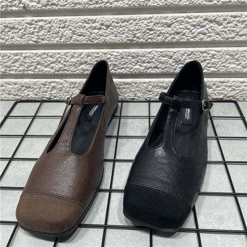 断码处理复古拼接方头单鞋女