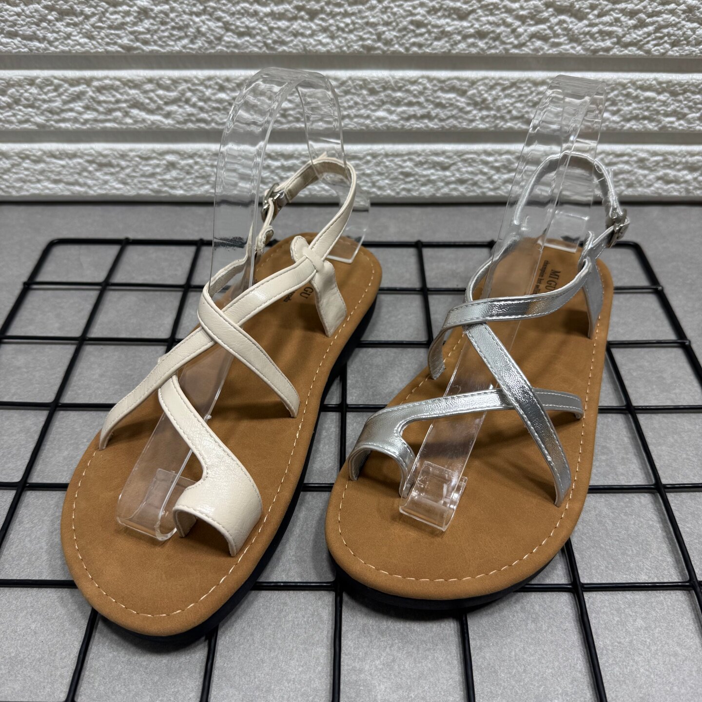 断码处理夏季新品平底舒适套趾凉鞋女简约学院风休闲软底罗马女鞋