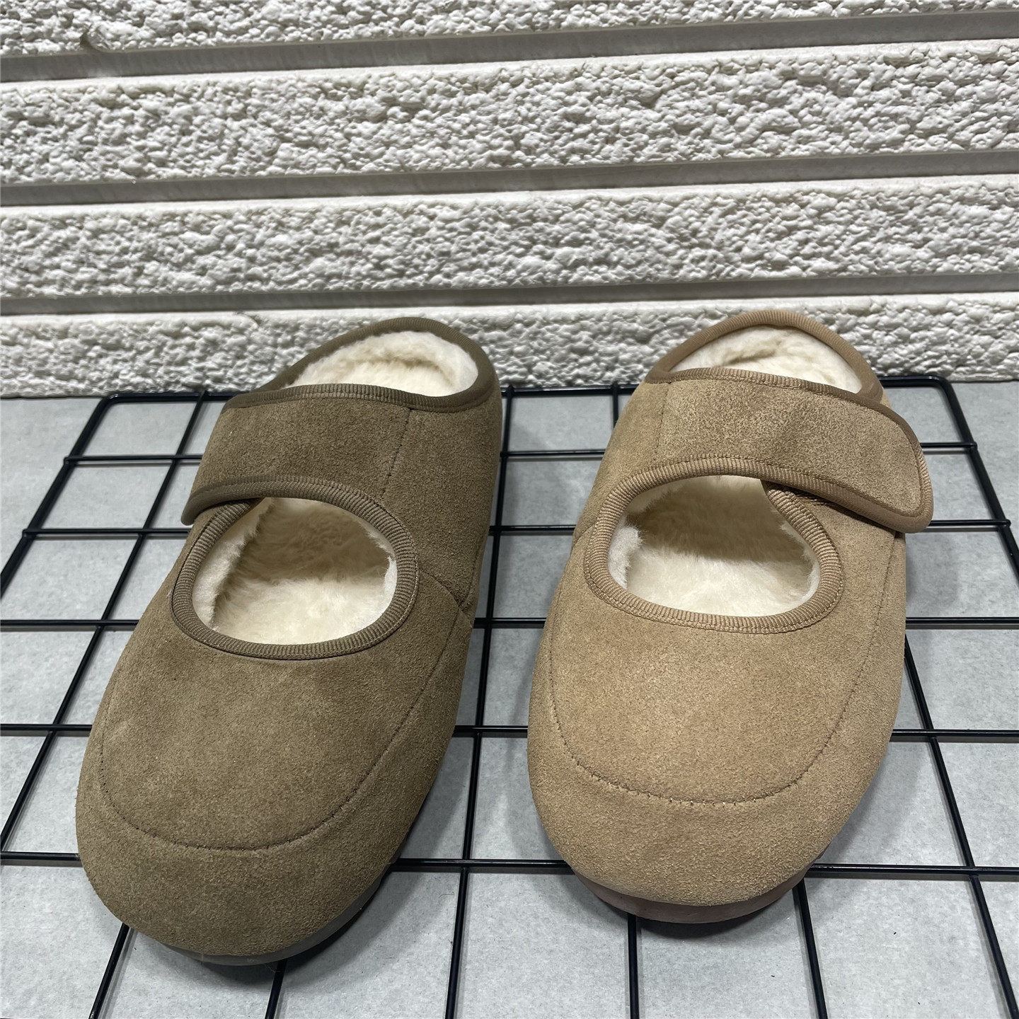 断码处理真皮半拖鞋毛毛雪地靴女冬季新款加绒保暖魔术贴包头棉鞋