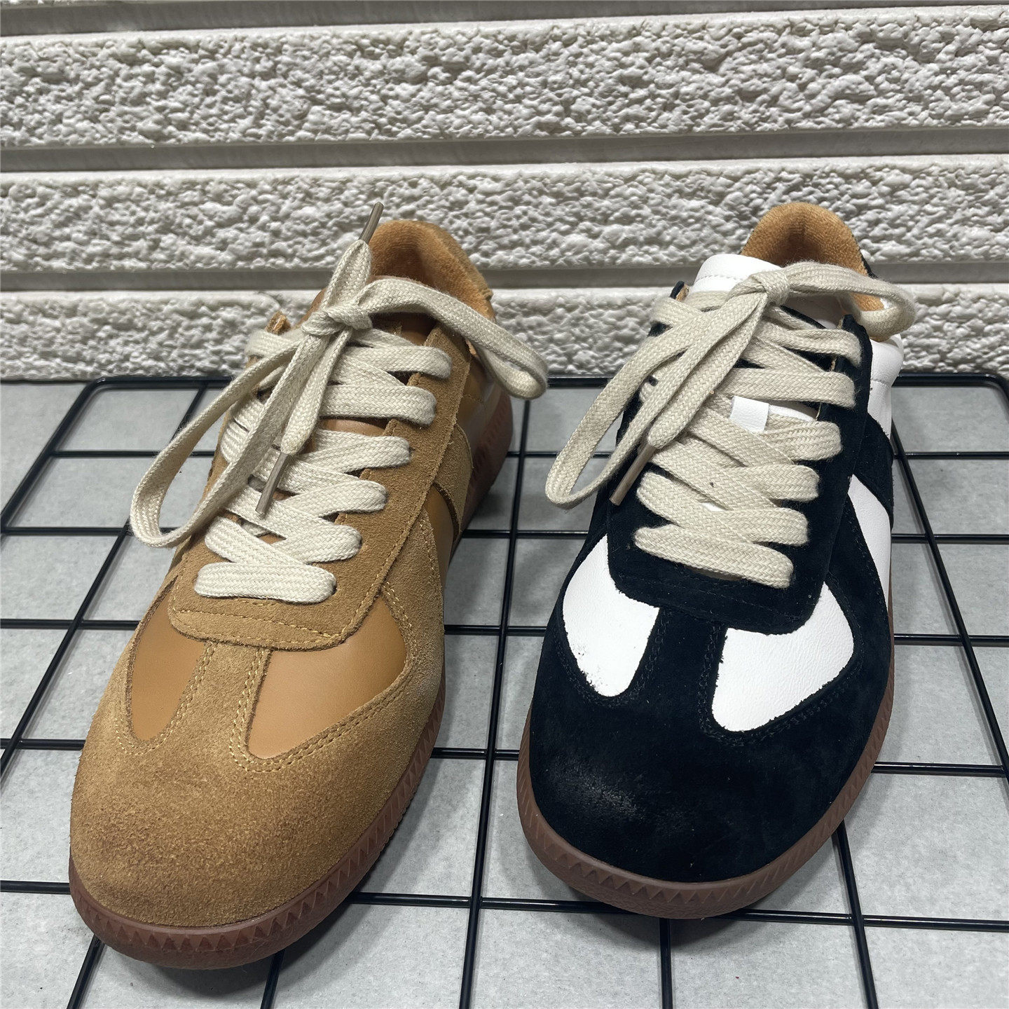 断码处理真皮德训鞋女2026新款百搭系带透气复古平底运动休闲板鞋