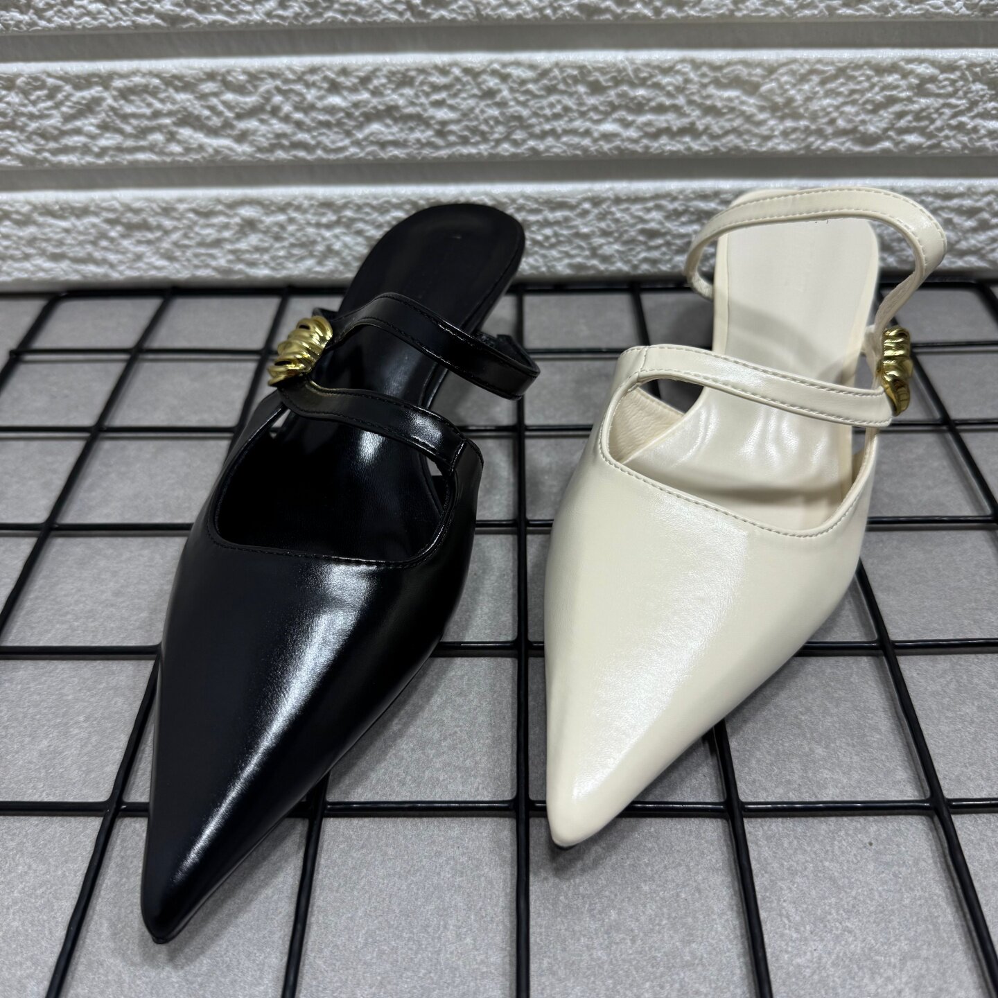 撤柜处理尖头包头拖鞋女夏季新款外穿细跟一脚蹬穆勒鞋百搭半拖女