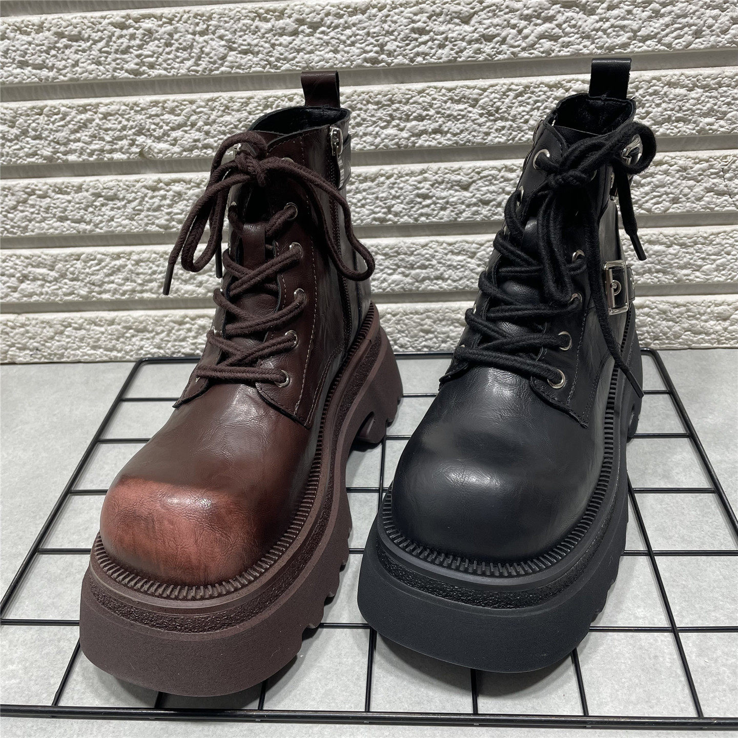 断码处理马丁靴女款秋冬新款复古工装厚底短靴子英伦风户外机车靴