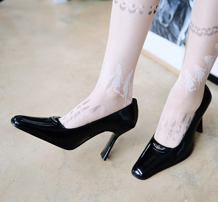 vintage复古库存尖货水钻高跟鞋