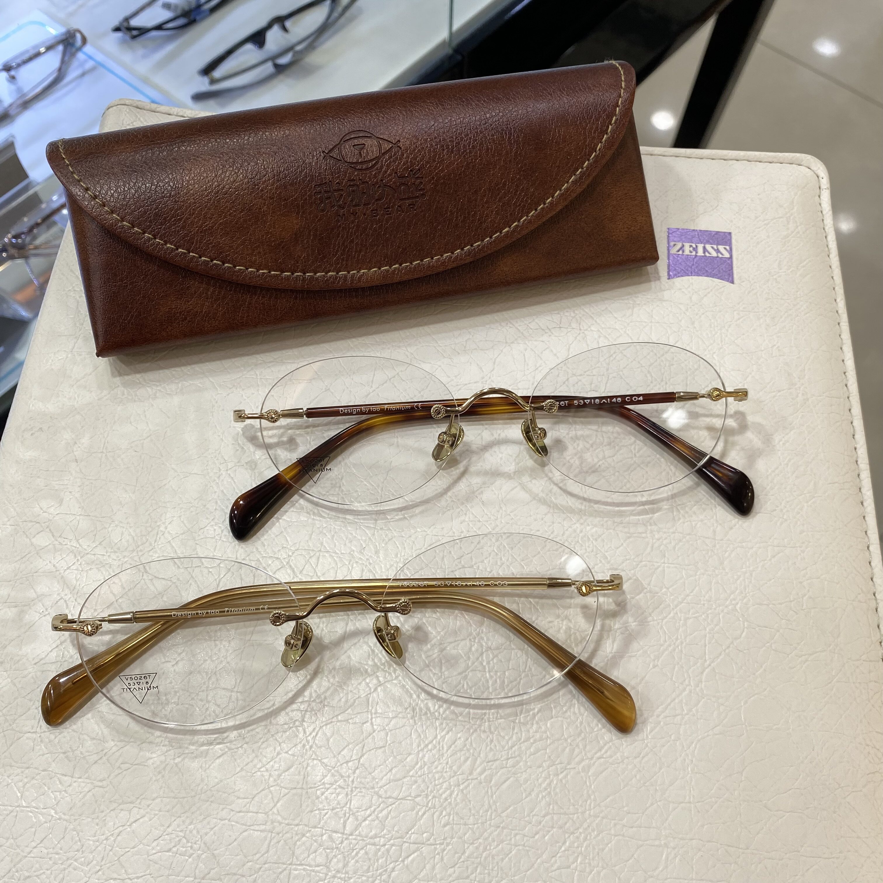 新品老钱风无框眼镜框品质韩女高智博主方圆脸椭圆轻盈纯钛眼镜架