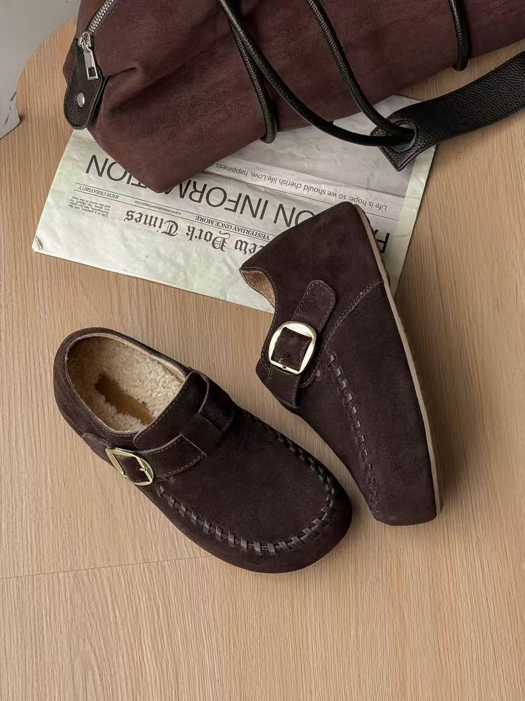 一见心动～爆款实体店同售加绒勃肯鞋2025新款时尚休闲舒适女鞋