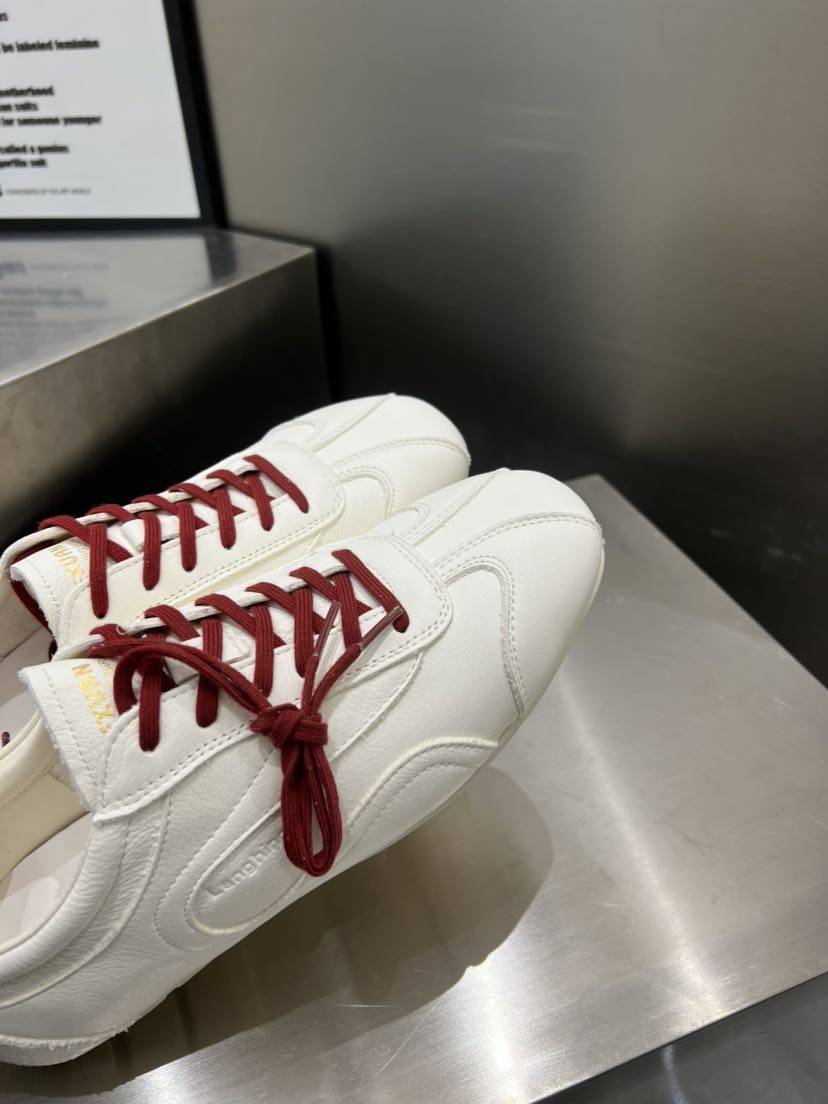 乐萱～实体店同售真皮过年红平底德训鞋2026新款时尚休闲舒适女鞋,女鞋,时尚休闲鞋,淘宝优惠券,粉丝福利购,淘宝优惠卷