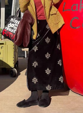 玩味马戏团重磅刺绣丝绒半身裙 高腰弹力百搭洋气黑色鱼尾裙A字裙