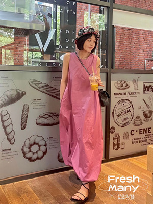 立体花苞廓形中长款连衣裙