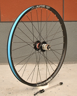 轱辘哥24寸太阳duroc30车圈久裕042花鼓dt辐条山地单后轮组