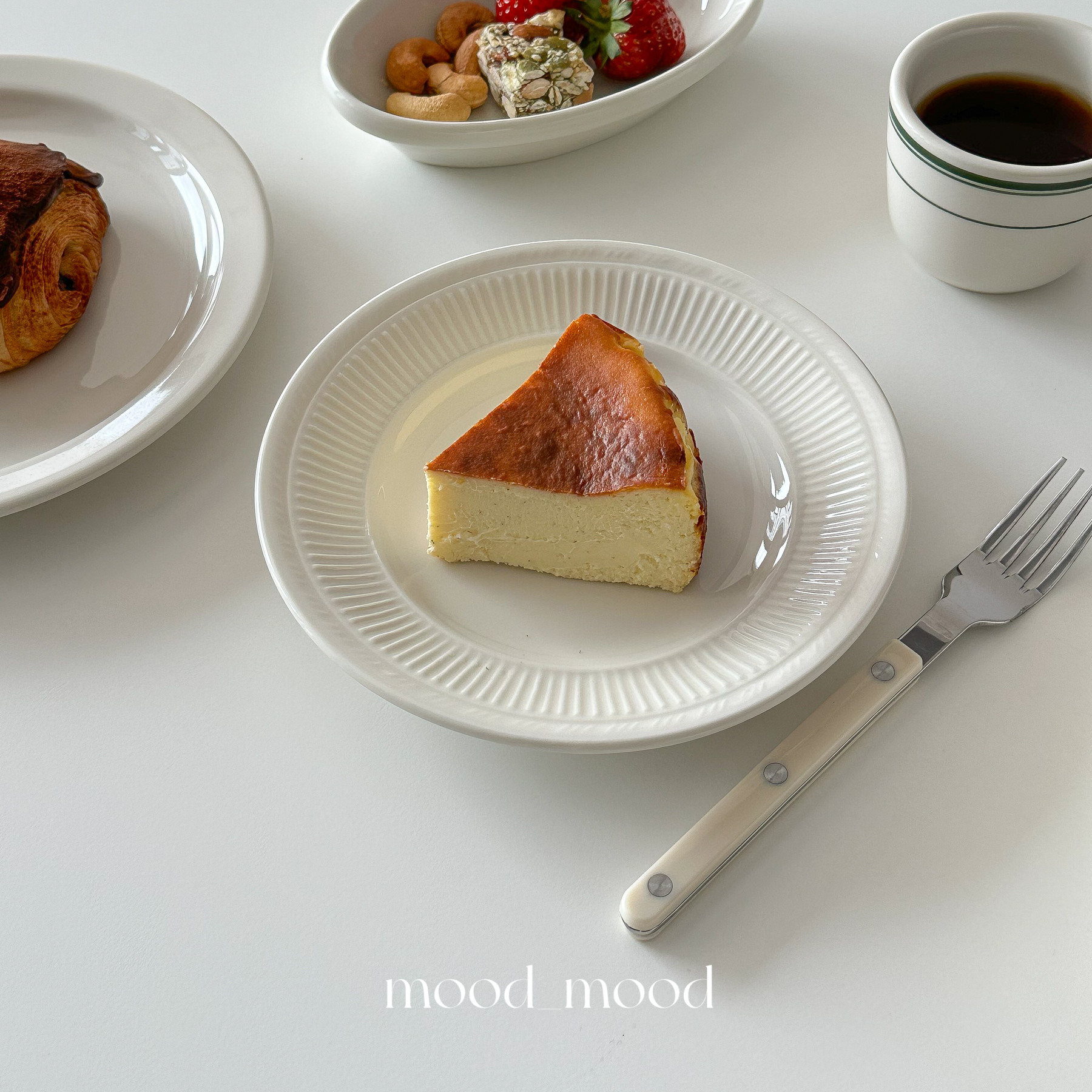 乳白系列/浮雕甜品小盘