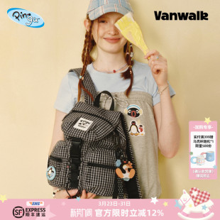VANWALK Pingu企鹅出游休闲双肩包女生旅行小众翻盖轻便背包书包